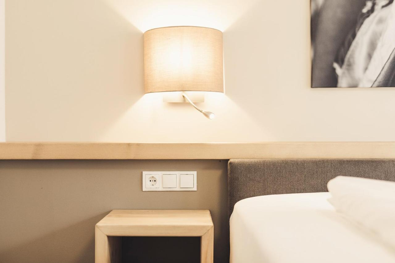 Hotel Johanna Mitten Im Oetztal 엄하우젠 외부 사진