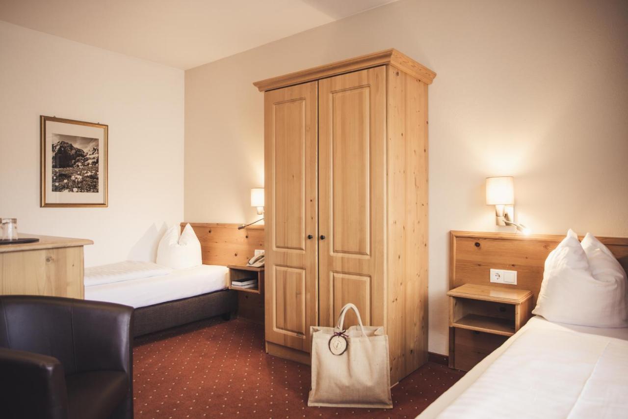 Hotel Johanna Mitten Im Oetztal 엄하우젠 외부 사진